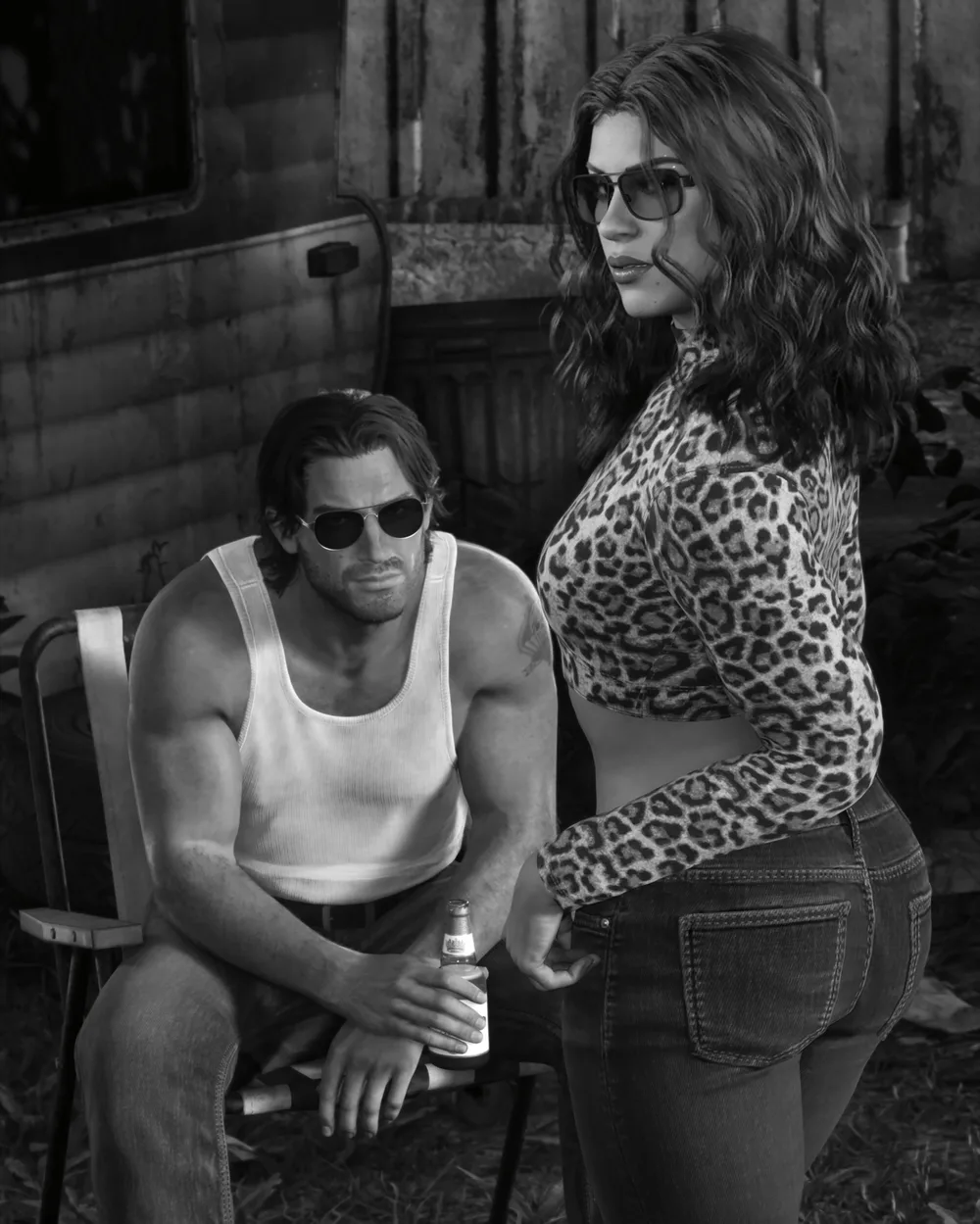 Retrato en blanco y negro de Jason sentado con una cerveza delante de una caravana y Lucia de pie con un top de leopardo