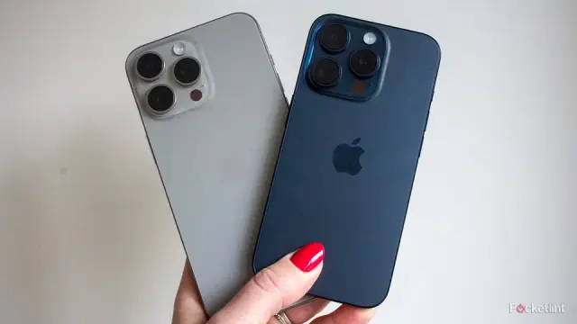 iPhone 15 Pro Max and iPhone 15 Pro from the back